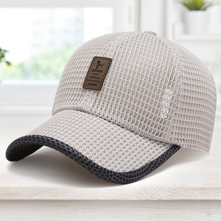 Perfekt baseballcaps for sport og utendørs. Pustende mesh sikrer luftighet i varmt vær. Unisex design.