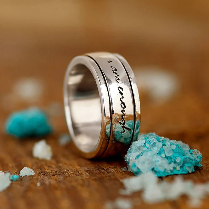 Elegant roterbar angstring for kvinner. Fidget-smykke i kobber for stresslindring og fokus, ideell for meditasjon.