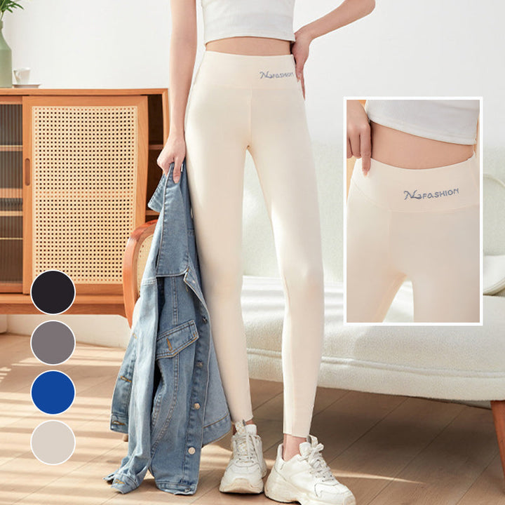 Høy midje termobukse for dame. Selvoppvarmende leggings med fleecefôr. Perfekt for trening og vinterkomfort.