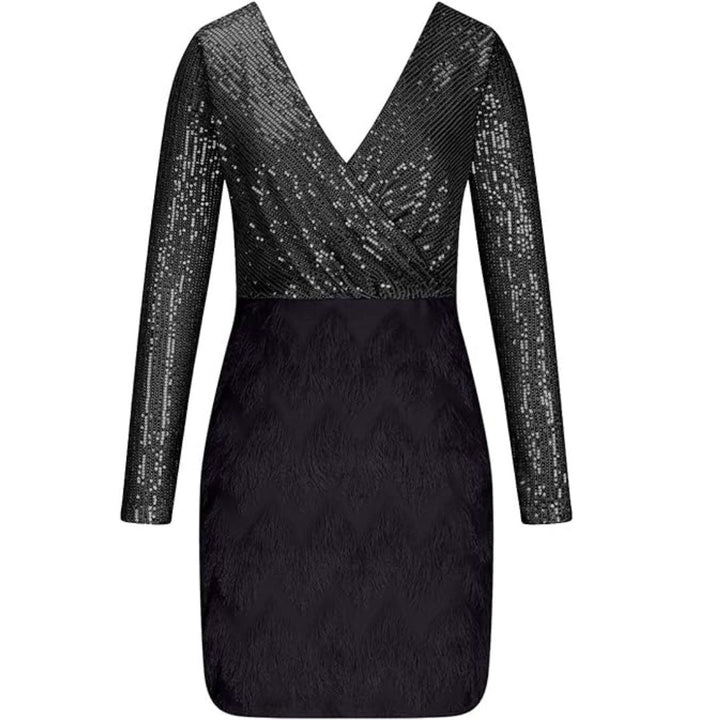 Lang paljettkjole med dyp V-hals, elegante fjær og glitter, ideell for formelle gallaer.