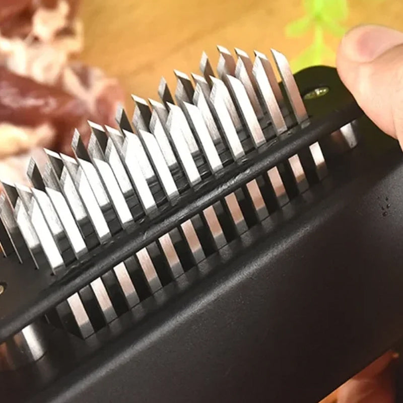 Mørner og forbedrer teksturen med denne kjøttmørneren i rustfritt stål. 48 holdbare kniver.