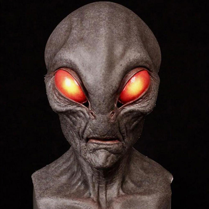 Detaljert sci-fi maske for Halloween-kostymer, forestiller et realistisk, skremmende romvesen.