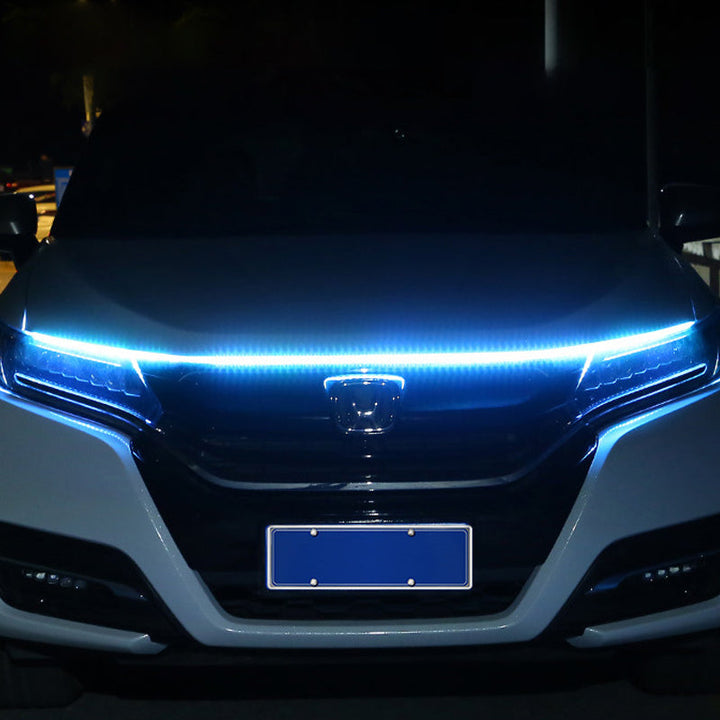 Dynamisk LED-stripe for bilpanser, skaper unike lyssekvenser og et oppgradert utseende.