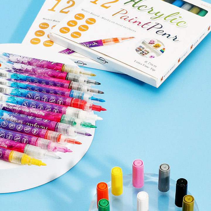 Kreativ gaveidé: Manikyrpenn sett med 12 farger for detaljert neglekunst og skjønnhet.
