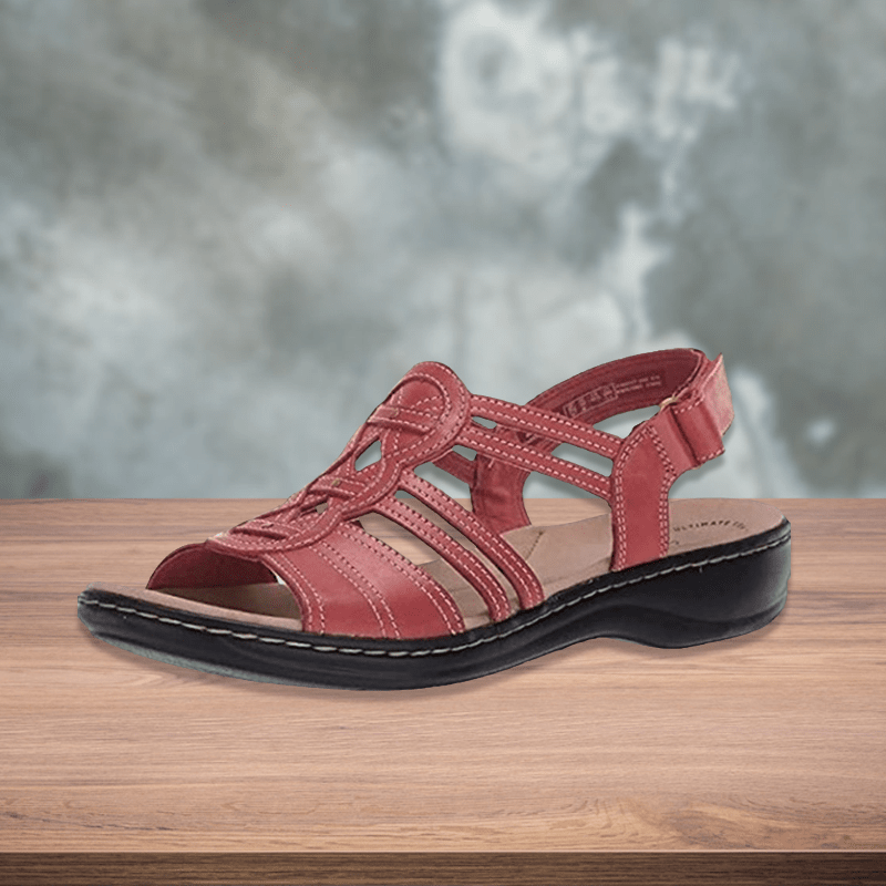 Komfortable flate sandaler med justerbare stropper for kvinner, perfekte som sommersko.