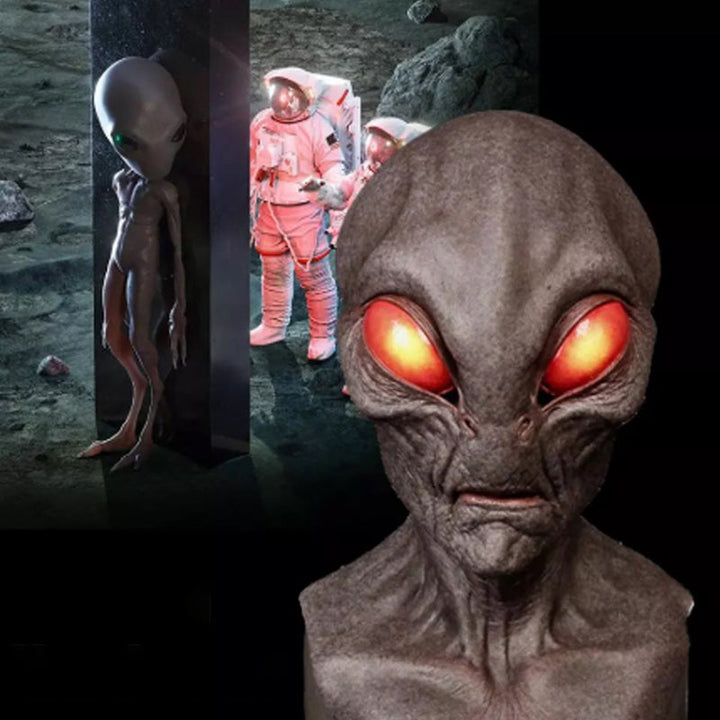 Detaljert alien maske i gummi for skrekk- og sci-fi-temafester. Perfekt Halloween-tilbehør.