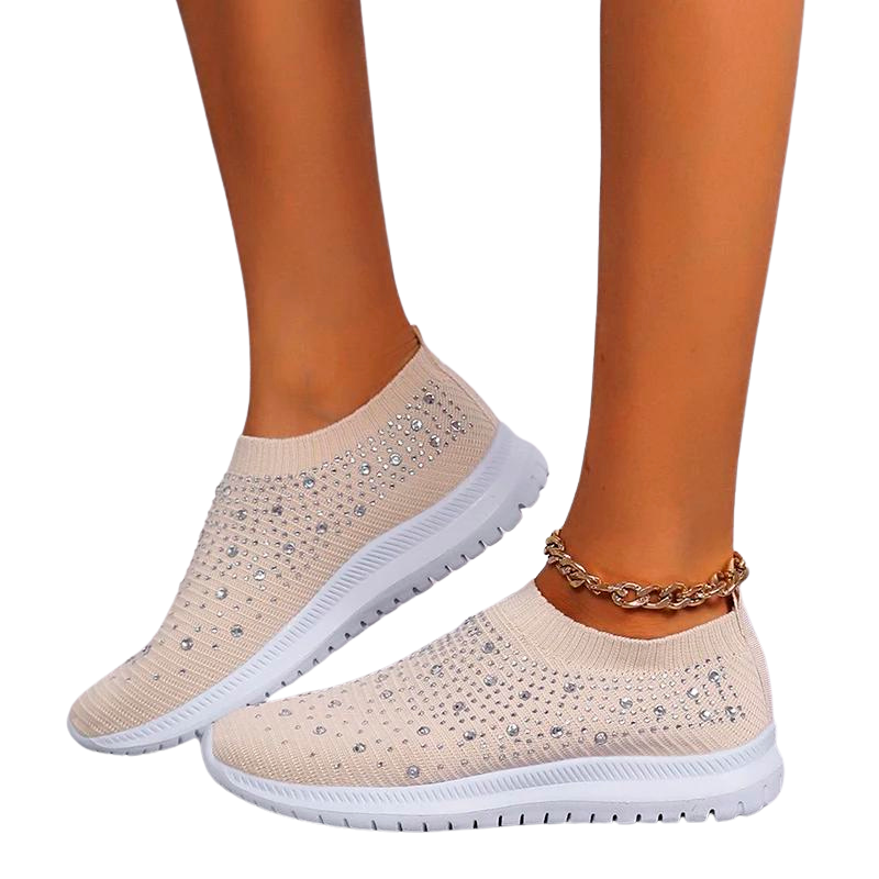 Trendy kvinnesko med glitter. Pustende slip-on joggesko, lett og komfortabel for vår- og sommerantrekk.