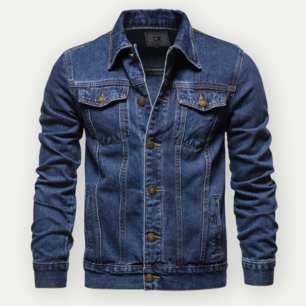 Klassisk mørkeblå herre denimjakke, en tidløs truckerjakke som passer til hverdagsbruk og fritid. Robust herrejakke.