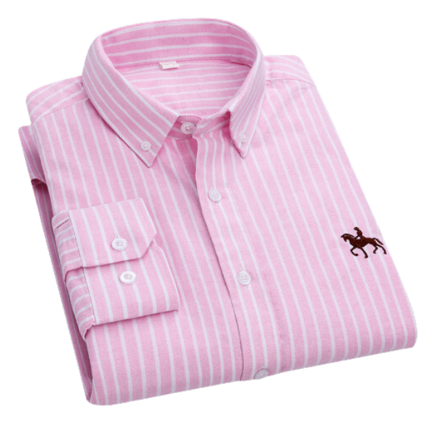 Detalj av knapper på elegant langermet herreskjorte, premium kvalitet og komfortabel slim fit.