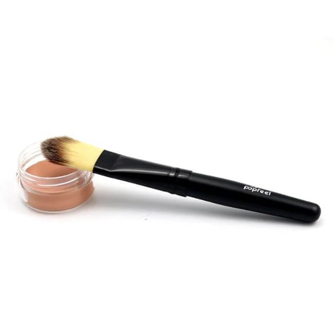 Sminke concealer for øyne og ansikt, gir varig, naturlig og fuktighetsgivende dekke.
