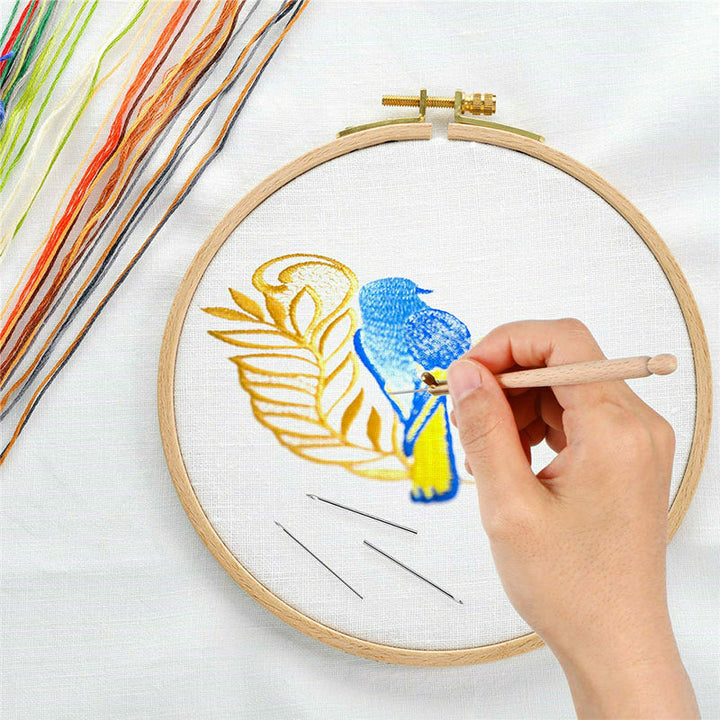 Detaljbilde av tamburnål for fransk broderi, perfekt til å feste perler og paljetter nøyaktig.