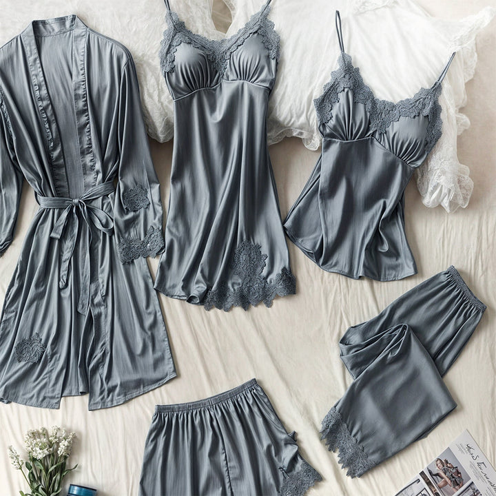 Elegant 5-i-1 pyjamassett for kvinner, silkeaktig og luksuriøst for ultimat komfort.