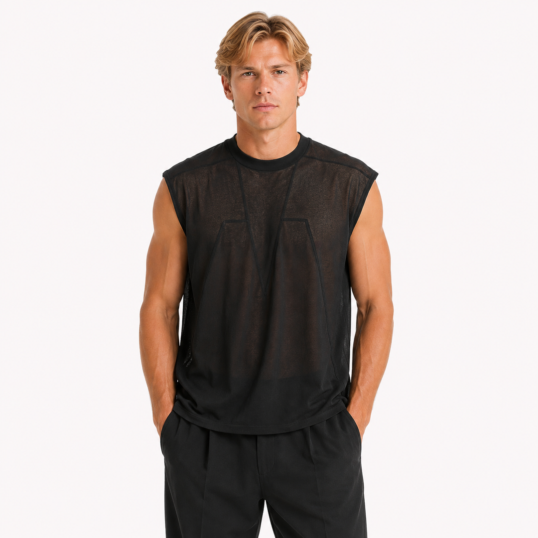 Svart herre oversized tanktopp for moderne streetwear stil, perfekt som komfortabel sommer topp og fritidsklær med løs passform.
