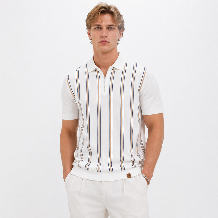 Stripet "Old Money" herrepolo. Kortermet pikéskjorte i klassisk, elegant stil for sommer og fritid.