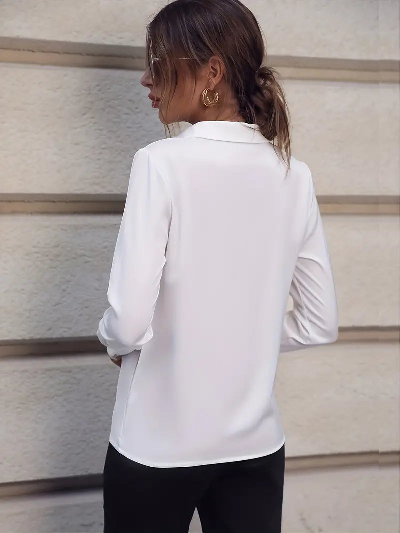 Rosa hverdagselegant damebluse, perfekt for kontor. Allsidig og profesjonell skjorte dame for jobb og møter.