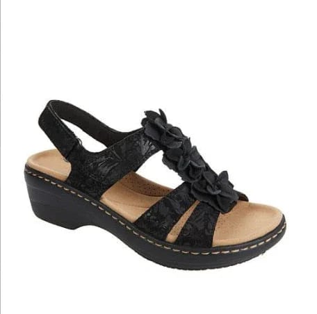 Komfortable sommersandaler for damer, med bohemsk stil, passer til strand og hverdagsbruk.