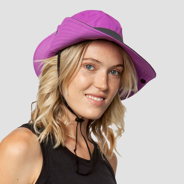 Damehodeplagg, sammenleggbar solhatt med UV-beskyttelse, perfekt for solrike dager på farten.