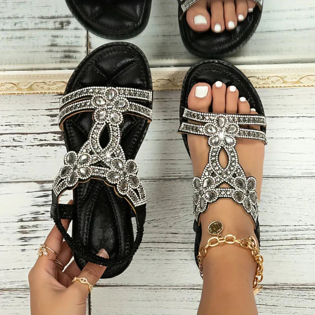Justerbare damesandaler i boho-stil med ortopedisk komfort, ideelle for lange dager.