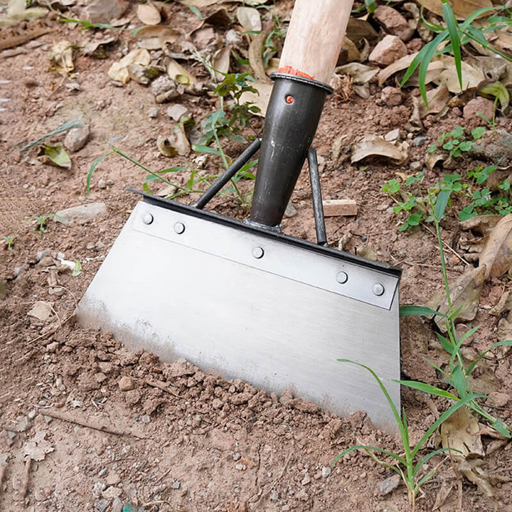 Ergonomisk utformet multifunksjonell spade, ideell for rengjøring og ugressfjerning rundt huset.
