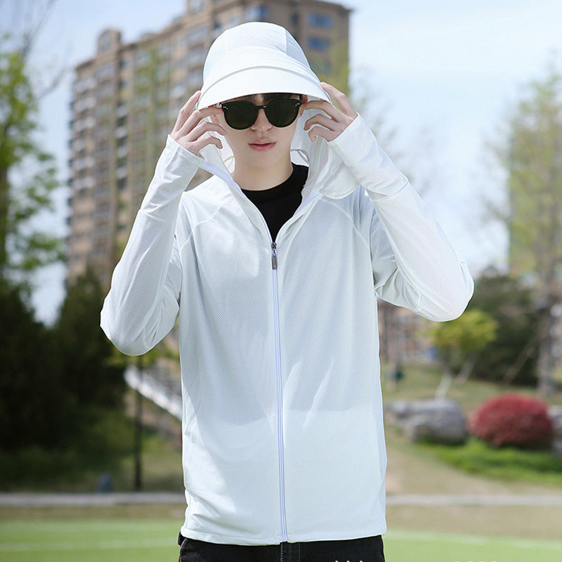 Optimal solbeskyttelse med denne lette, hurtigtørkende unisex UV-jakken designet for sommerbruk.