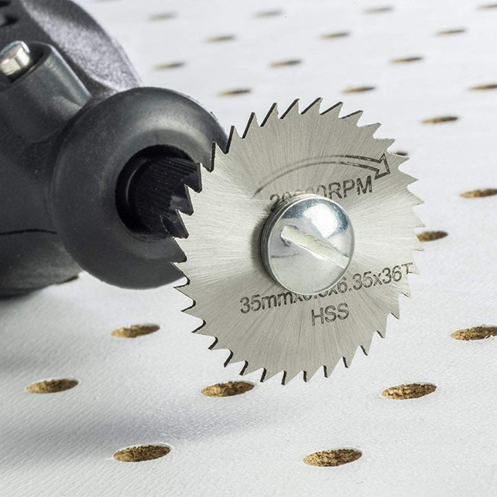 Høykvalitets HSS sirkelsagbladsett med 6 holdbare blader for hardt tre og metall.