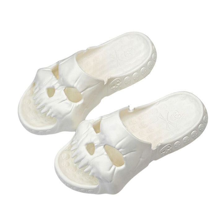 Unisex skallemønster tøfler i svart, perfekt for innendørs bruk med sklisikker såle.