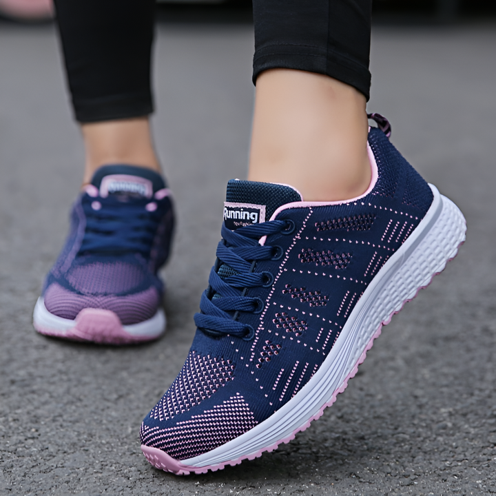 Moderne, lette damesneakers. Ergonomiske fritidssko med god støtte og komfort for allsidig bruk.