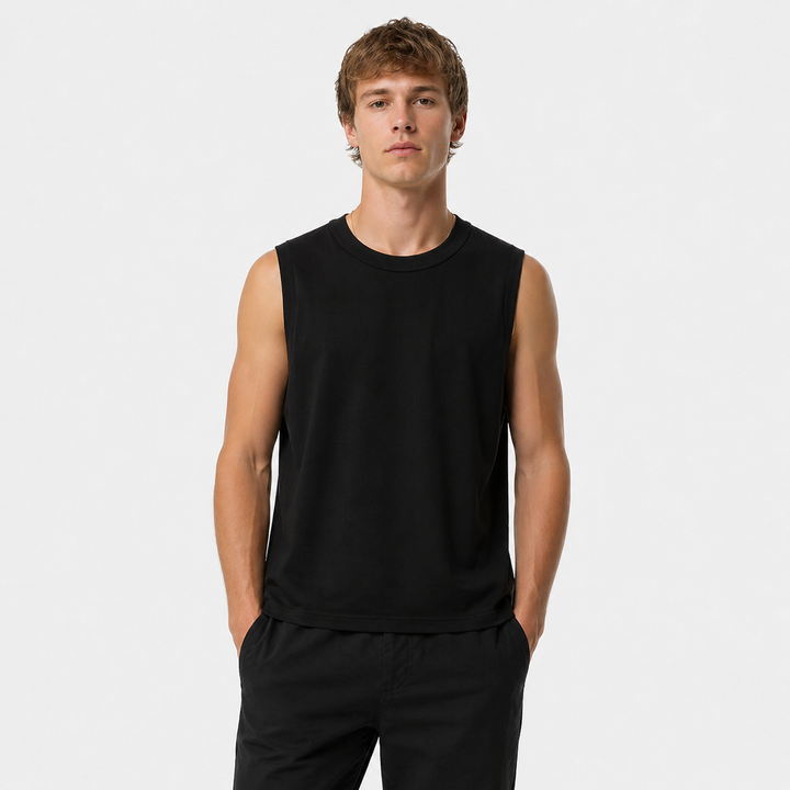 Hvit basic dame singlet; allsidig sommer topp for hverdag og fritid.