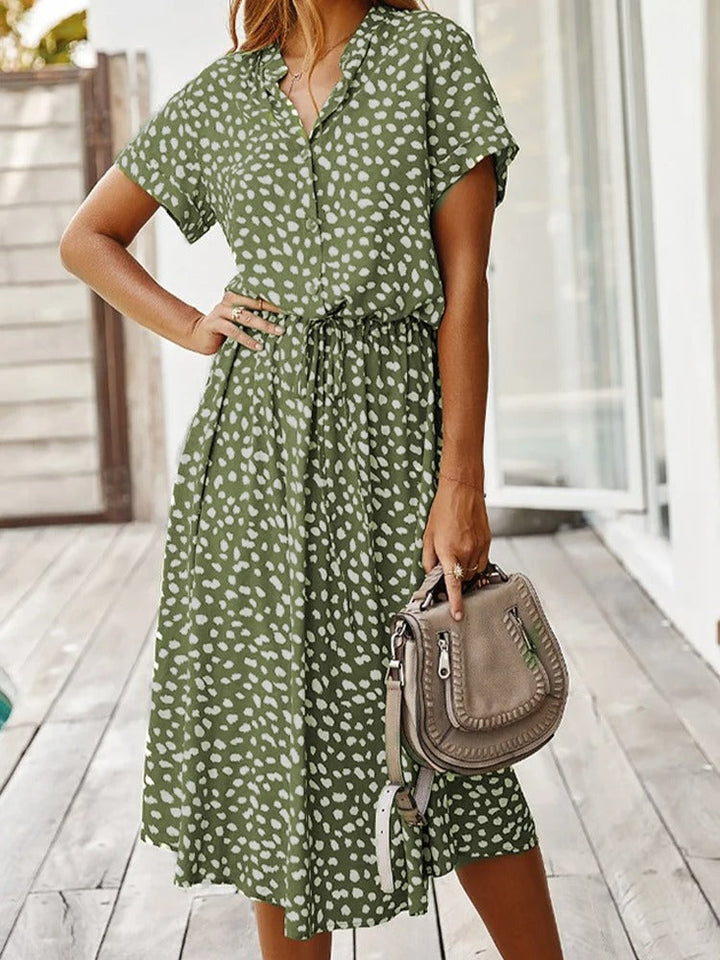 Elegant, lett sommerkjole for kvinner, pustende og behagelig for casual bruk.