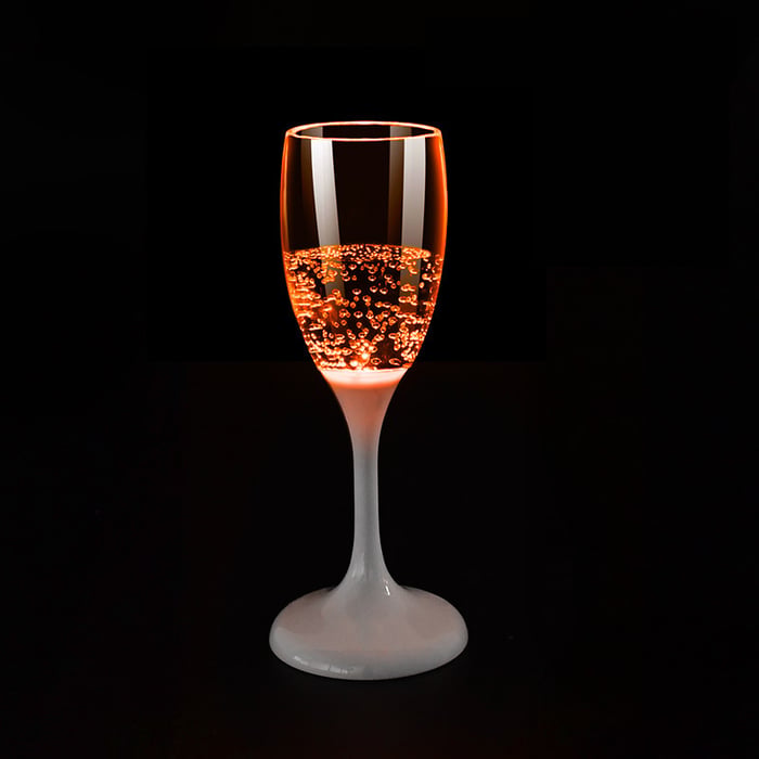 Moderne LED-champagneglass for en futuristisk og minneverdig vri på festen og eventet.