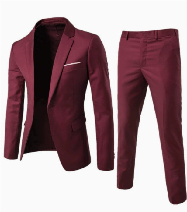 Klassisk herredress med slim fit passform. Elegant jakke og bukse, ideell for formelle og semi-formelle eventer.