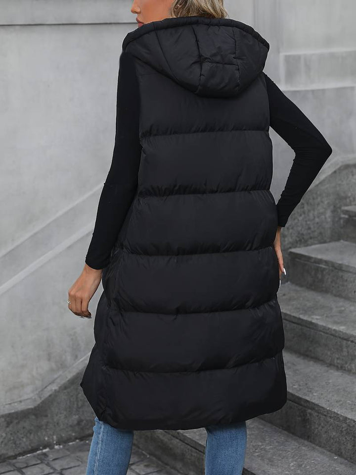 Trendy svart damevest med hette i polyester, elegant og casual stil for alle anledninger.