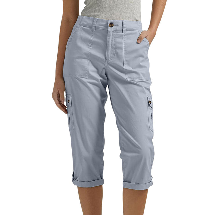 Stilige kvinners capri bukser med cropped lengde, lett og luftig for varme vår- og sommerdager.