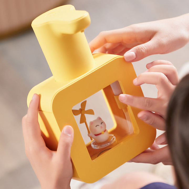 Morsom berøringsfri såpedispenser for barn, fremmer god hygiene med automatisk skum og nattlys.