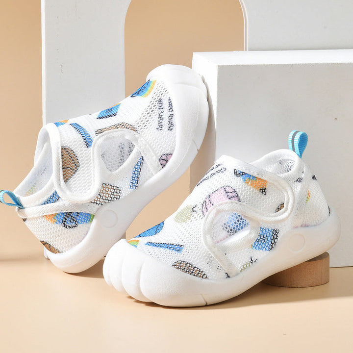 Komfortable, myke småbarnssko i unisex design. Sklisikre babysko med enkel borrelås, ideelle for babyens første skritt.