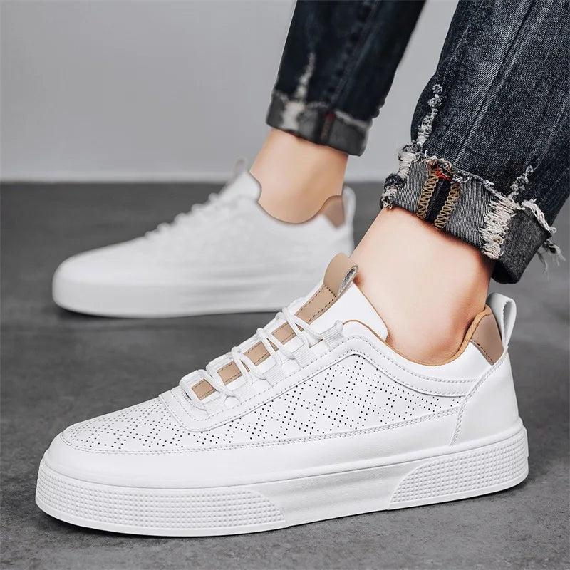 Luksuriøse herresko i skinn. Komfortable, tidløse snøresko for urban stil. Premium kvalitet.