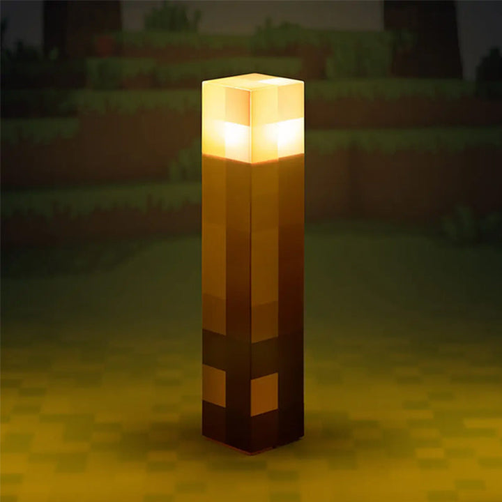Lys opp rommet med denne Minecraft LED-fakkellampen. Ideell som nattlampe eller kul leke.