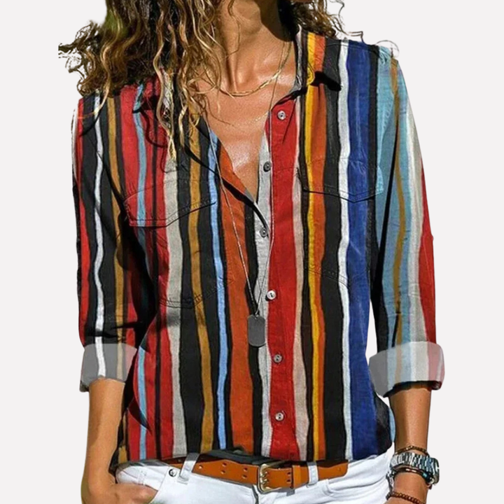 Allsidig kvinners bluse med korte ermer, perfekt som en elegant og frisk sommertopp.