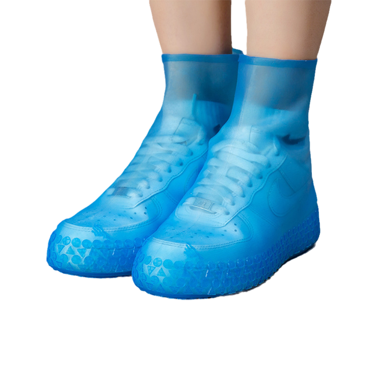 Lett og kompakt vanntett skotrekk, perfekt for turgåing og sykling i regn.