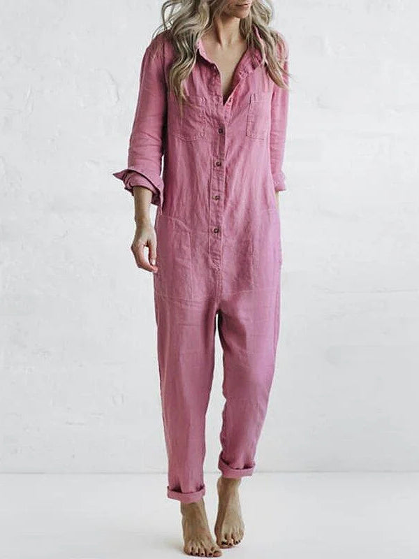 Modell bakfra: Dame jumpsuit med vide ben og lange ermer. Fleksibel, komfortabel og stilig for uformell mote. Hverdag.