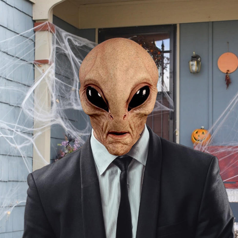 Grå-grønn realistisk romvesen maske, perfekt for Halloween, skrekk og temafester.