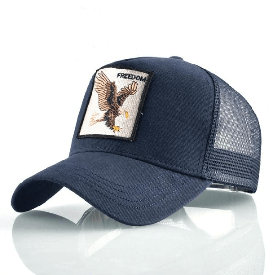 Motebevisst unisex baseballcap for streetwear, med unik Frihet ørn-design. Justerbar og pustende.