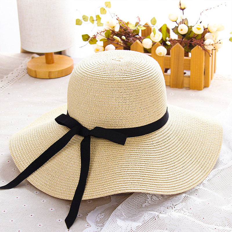 Justerbar sommerhatt med bred kant, komfortabel hagehatt for optimal UV-beskyttelse.