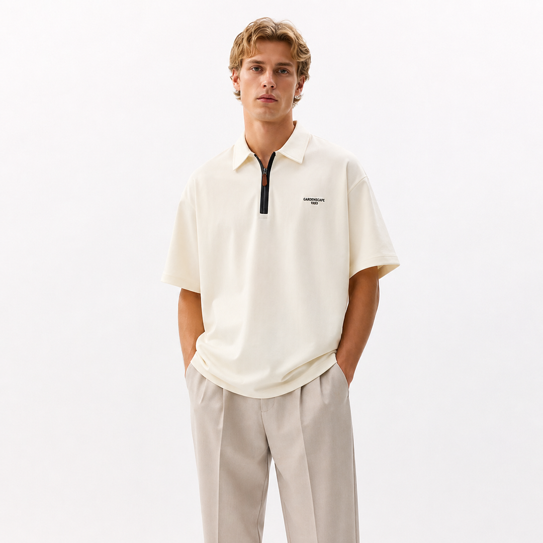 Grå herre polo T-skjorte i strikket kvalitet med half placket. Ideell for business casual sommerstil, komfortabel.