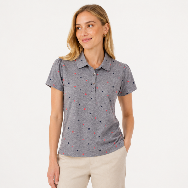 Hverdagsklær: Kortermet slim fit sommertopp for dame med print, perfekt for et casual og elegant antrekk.