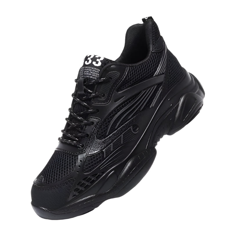 Svarte herresneakers med skjult 6 cm høydeøkning, pustende design og sklisikker såle.