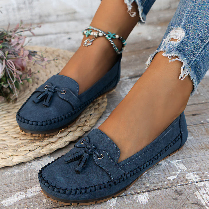 Elegant ortopedisk loafer for kvinner i sort skinnlook, med komfortabel passform og god fotstøtte.