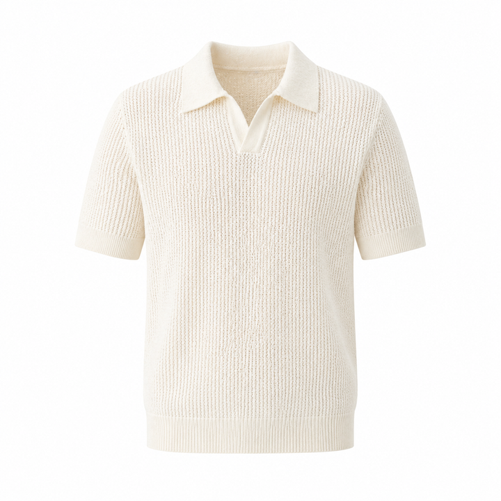 Elegant herre strikket polo skjorte med unikt hollow design. Tidløs v-hals og slimfit for sommerbruk.