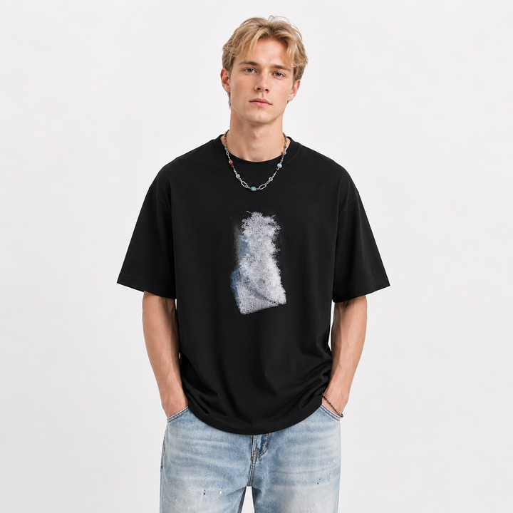 Herre bomull T-skjorte med grått og svart gradient rutemønster. Komfortabel streetwear for sommer og fritid.