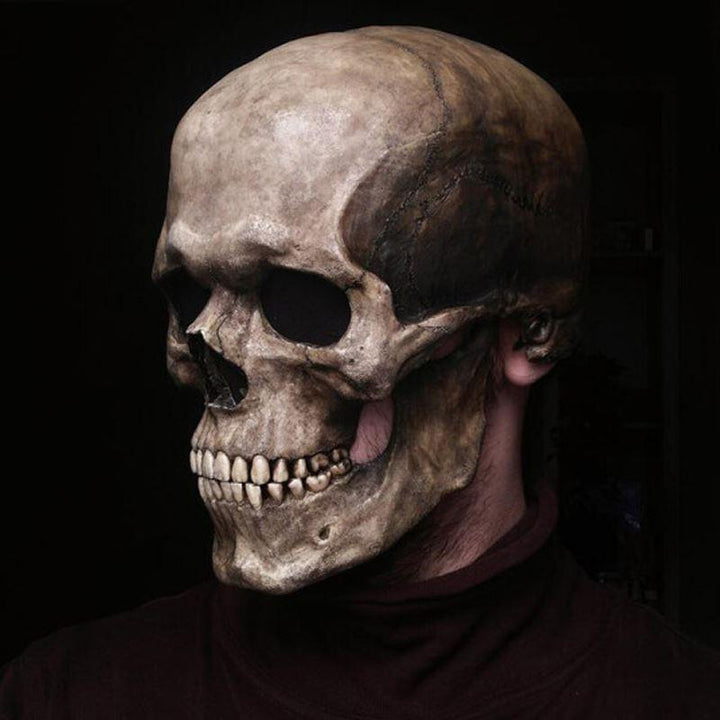 Realistisk hodeskallemaske i latex, perfekt for Halloween-kostymer og skrekk-events.